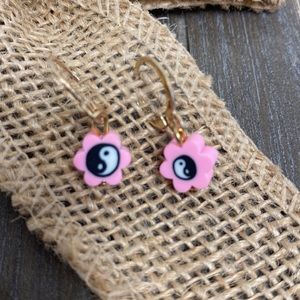☯️ Cute Pink Y2K Yin Yang Flower Clay Earrings
